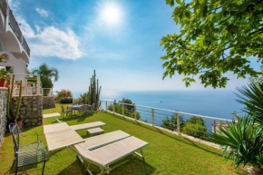 Lovely Apartment 1A with garden overlooking the sea, Amalfi coast